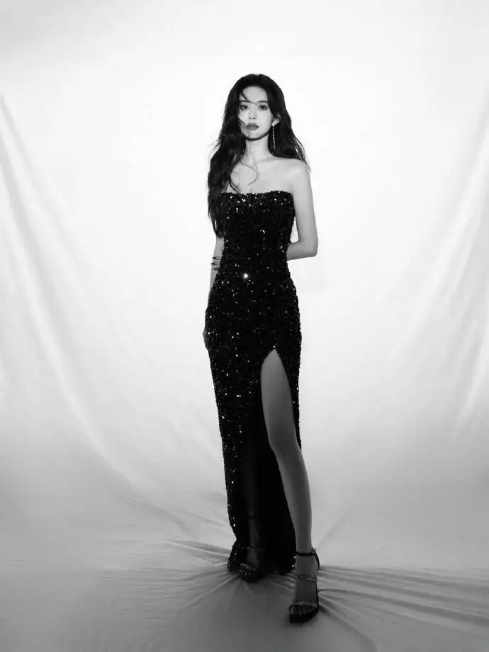 娱乐圈娇小女明星_长脸型身高高错觉_娇小脸显高女明星