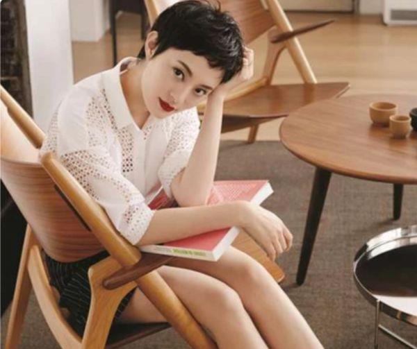 娱乐圈最没有黑料的四位女星，出道后都不争不抢，可如今一个个都过了气！