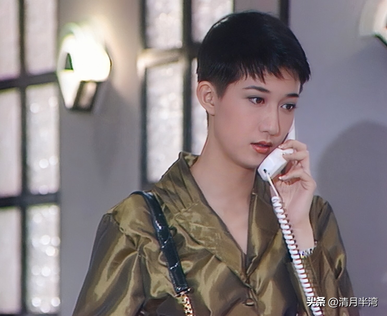 港风女星短发代表_短发 女明星 生_港圈女星短发造型