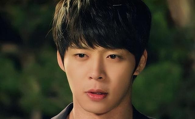 黄荷娜吸毒案_韩国影帝李善均死亡_韩国娱乐圈的黑料